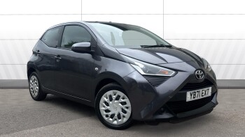 Toyota Aygo 1.0 VVT-i X-Play TSS 5dr x-shift Petrol Hatchback